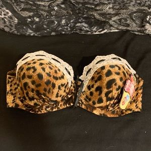 Strapless cheetah print bra. 42D